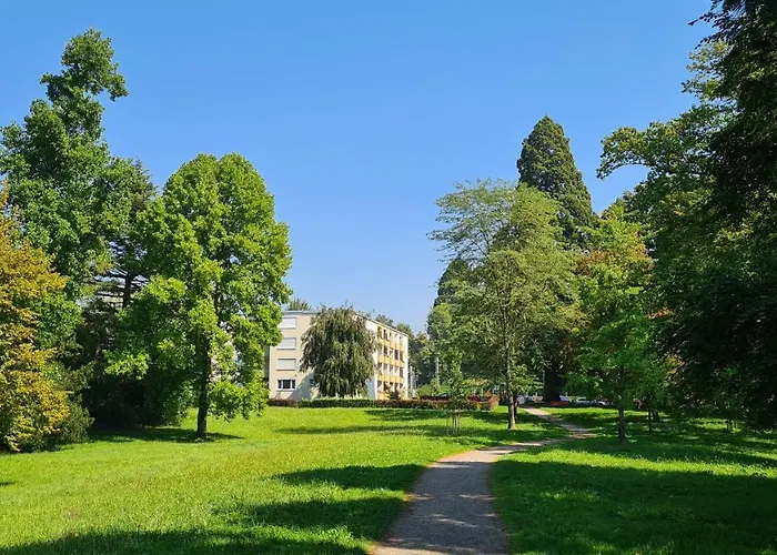 Seeschoen Lindau - Direkt Vor Der Insel